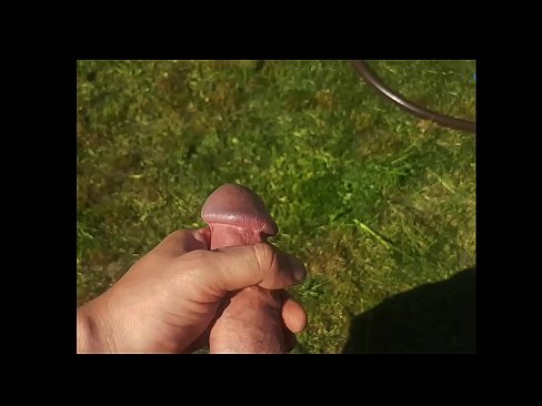 ❤️ داغ داغ بیدمشک صورتی خود را لعنت کرده و با سرپیچ در یک باغ تابستانی کم می کند ️❌ سوپر سکس در fa.tusar.top ☑